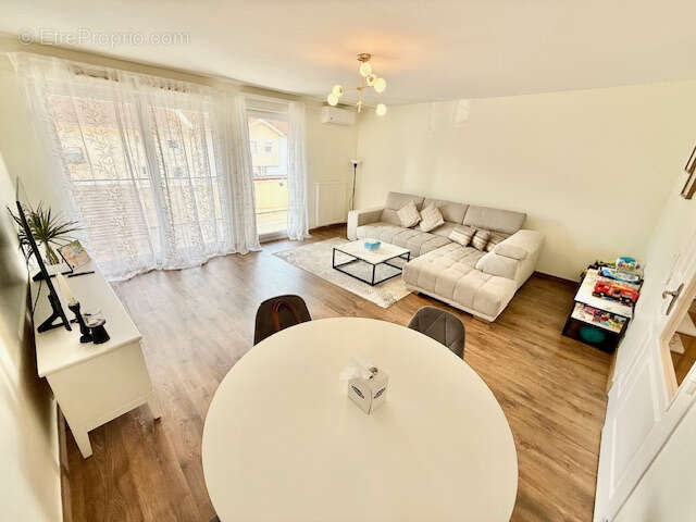 Appartement à FERNEY-VOLTAIRE