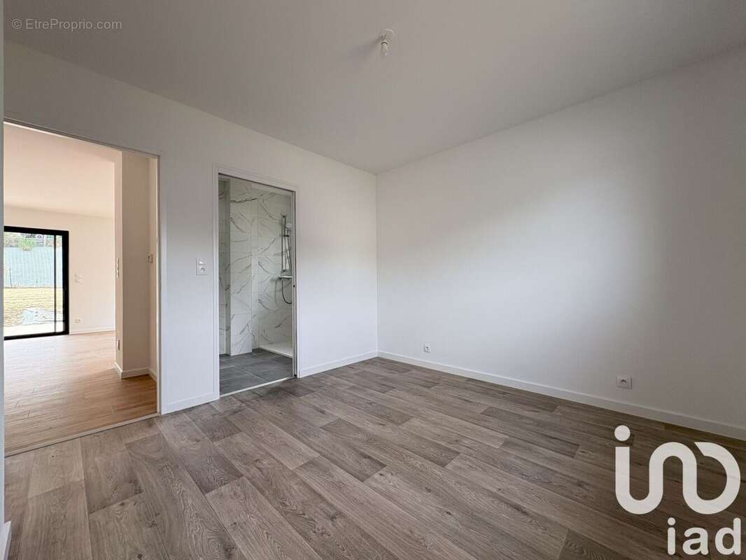 Photo 8 - Maison à LAVAL