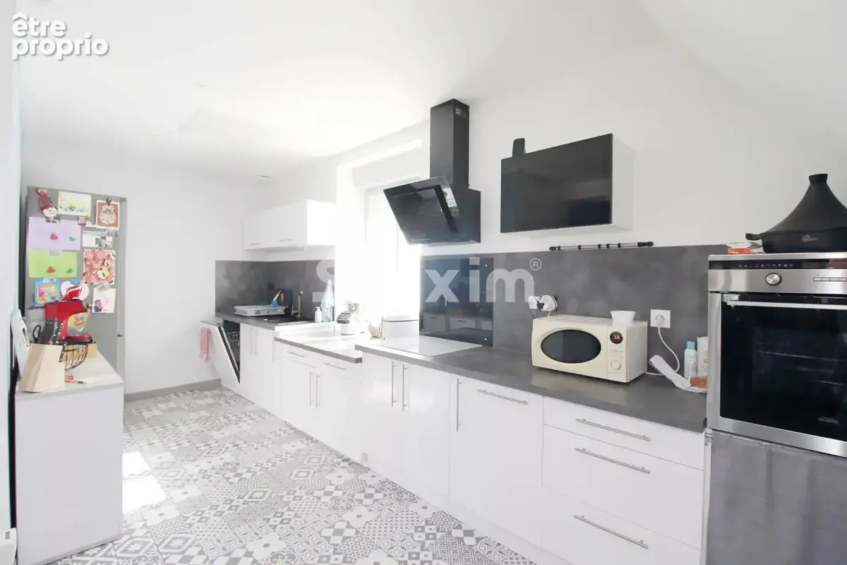 Appartement T5 avec garage, cave et grenier - photo 4