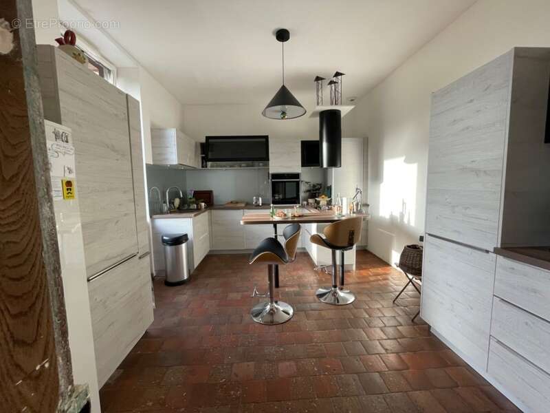 Maison de caractère en pierre, dépendances, accès rivière, 199500€ ! - photo 16