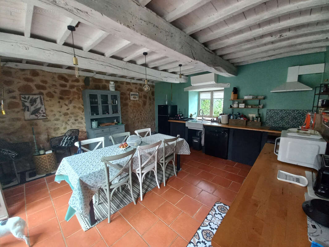 Maison à TRIE-SUR-BAISE