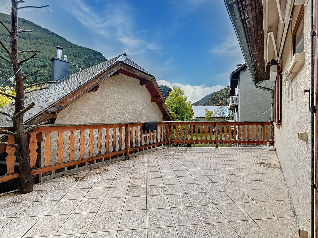 Maison à LA CONDAMINE-CHATELARD