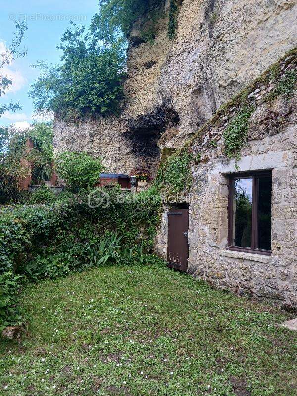 Maison à MONTLOUIS-SUR-LOIRE