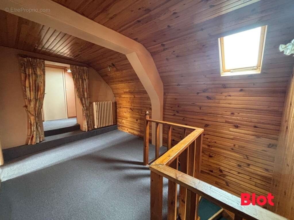 Maison à CHARTRES-DE-BRETAGNE