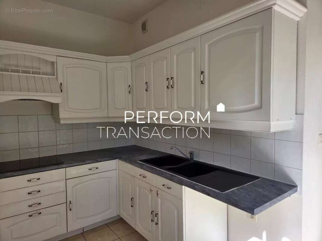 Appartement à POISAT