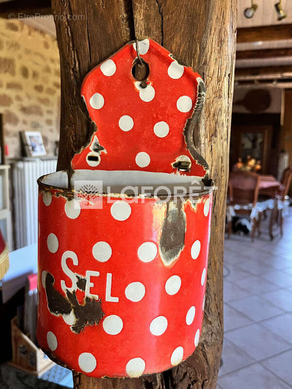 Maison à SAINT-CHRISTOPHE-VALLON