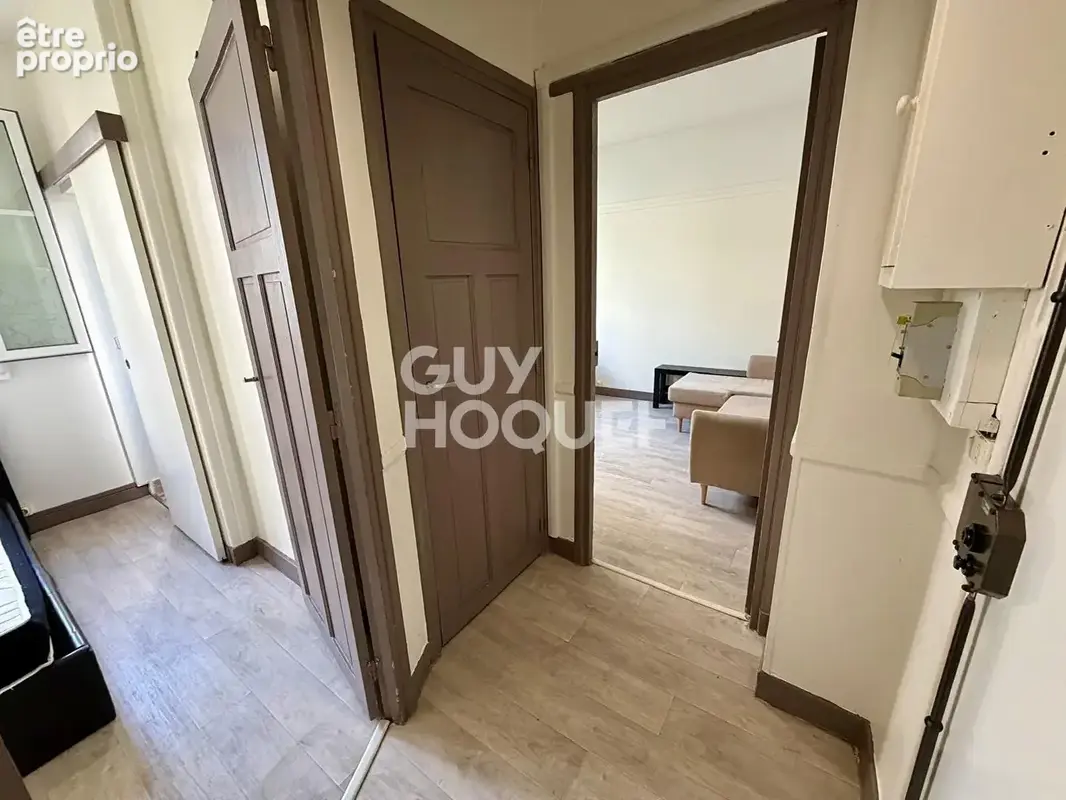 Appartement 2 pièces à vendre à Vanves - Proche métro Ligne 13 et gare Vanves-Malakoff - photo 9