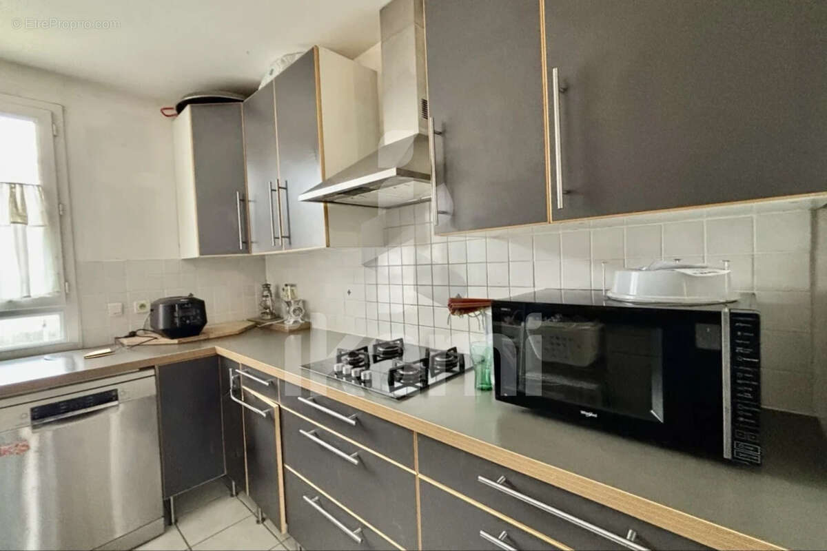 Maison à SAINT-BAUZILLE-DE-PUTOIS