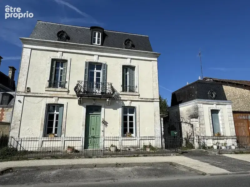 Maison à CHALAIS