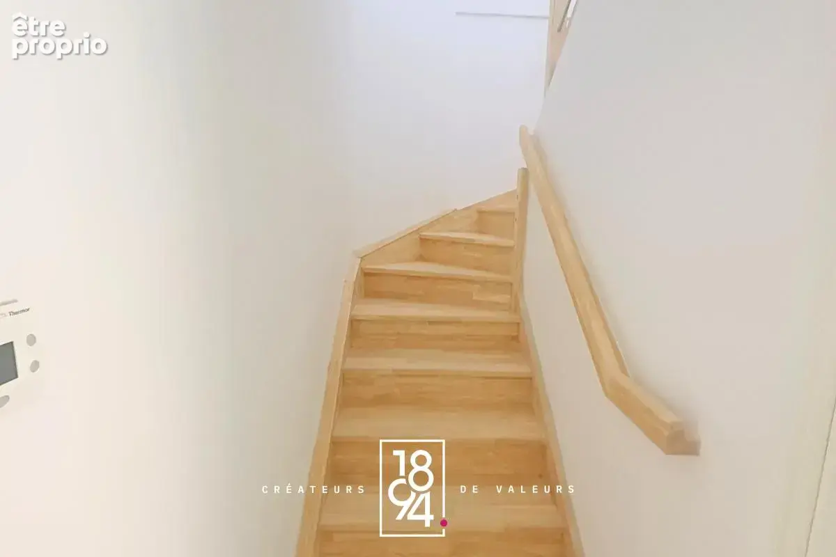 NIMES Mont Duplan - Appartements T4 avec parking - photo 3