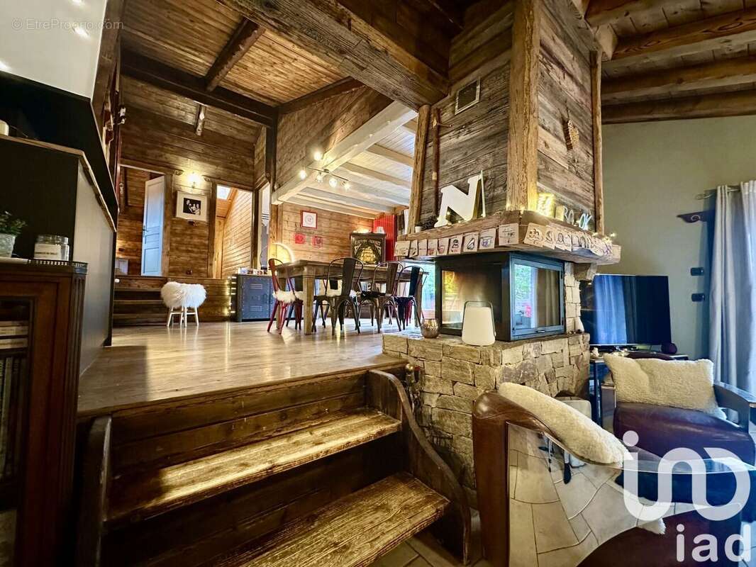 Photo 3 - Maison à ARACHES-LA-FRASSE