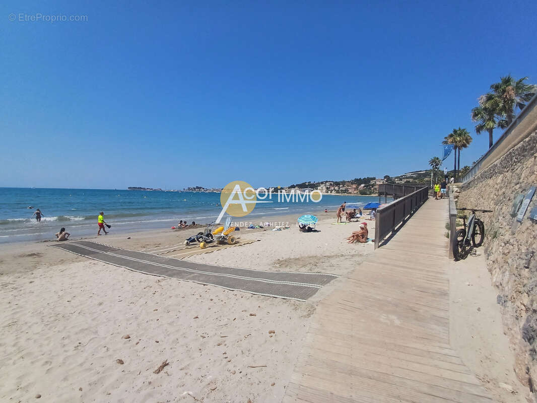 Appartement à SANARY-SUR-MER