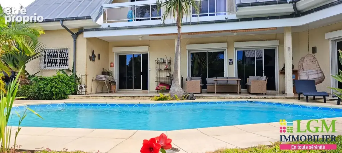 Grande villa avec piscine sur magnifique terrain paysager à l'entrée de St-Gilles les hauts - photo 21