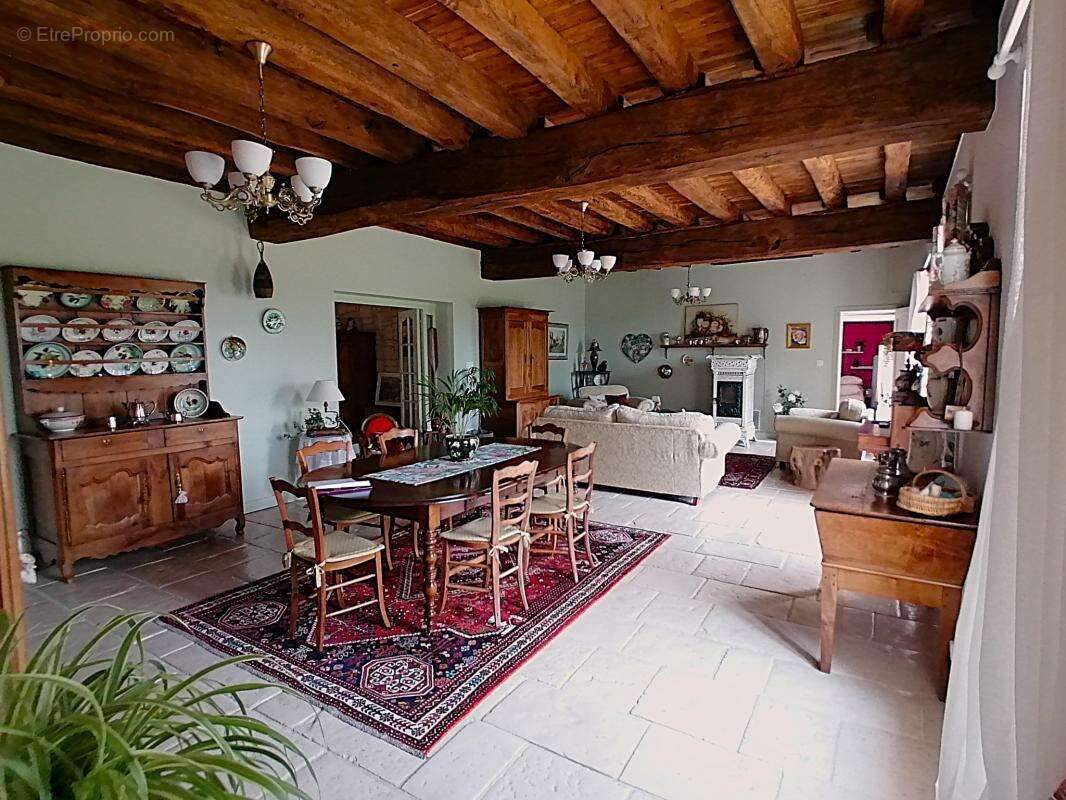 Maison à MAISONTIERS