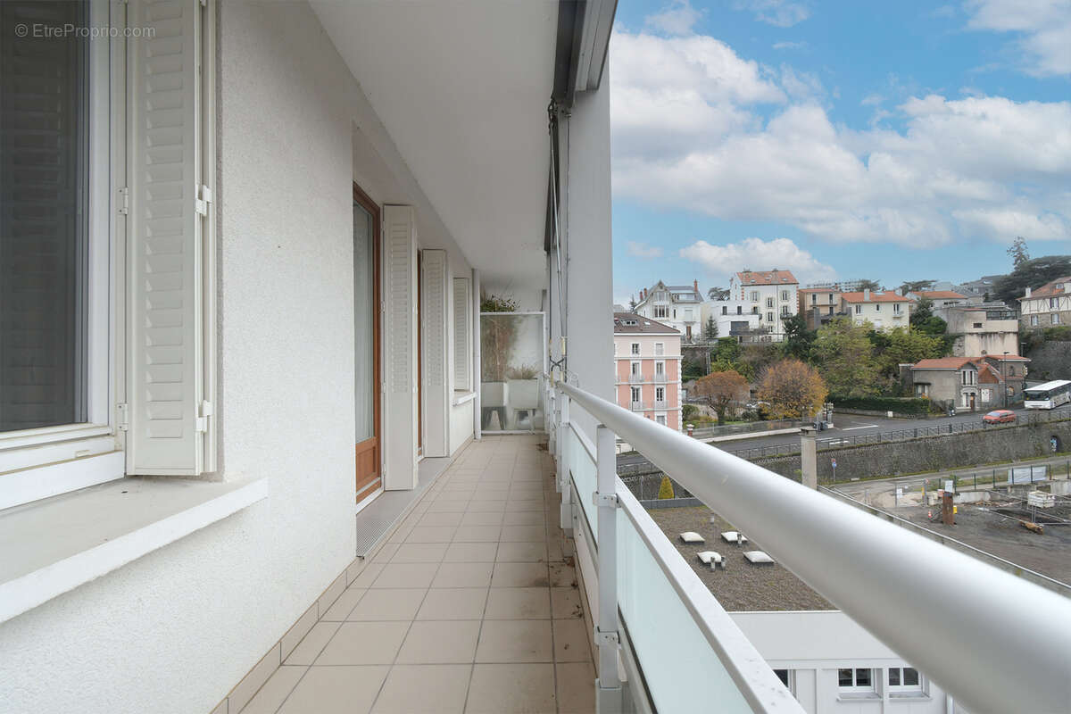 Appartement à CHAMALIERES