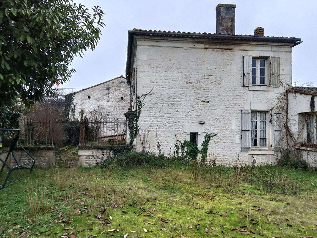 Maison à NERCILLAC