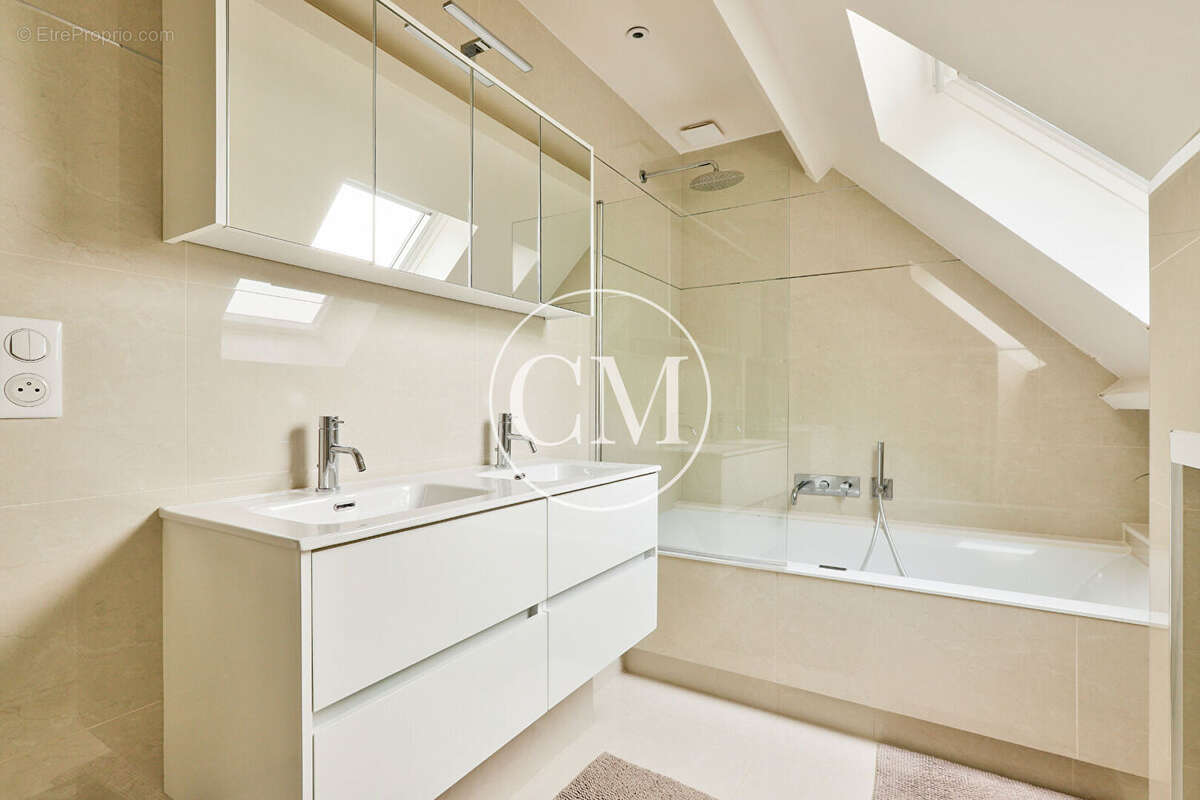 Maison à VERSAILLES