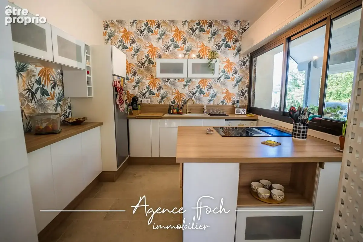 Maison 155 m² à Poueyferre  - photo 4