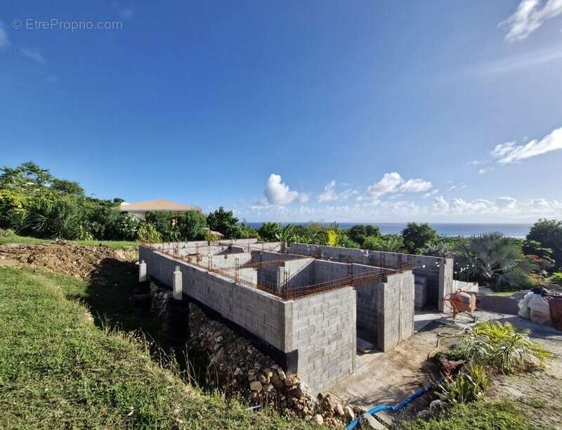 Maison à GRAND-BOURG