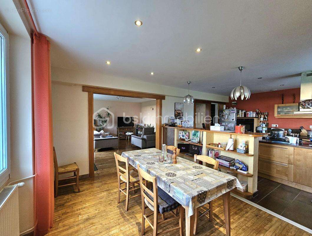 Maison 6 pièces 143m2 - photo 5