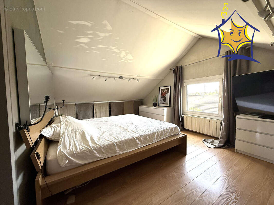 Maison 107 m² à Viry-Chatillon  - photo 9