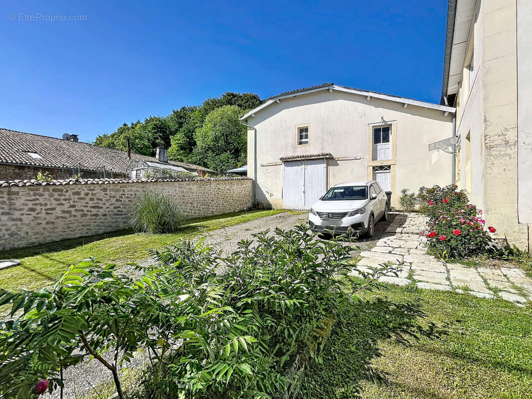 Maison à GEVILLE