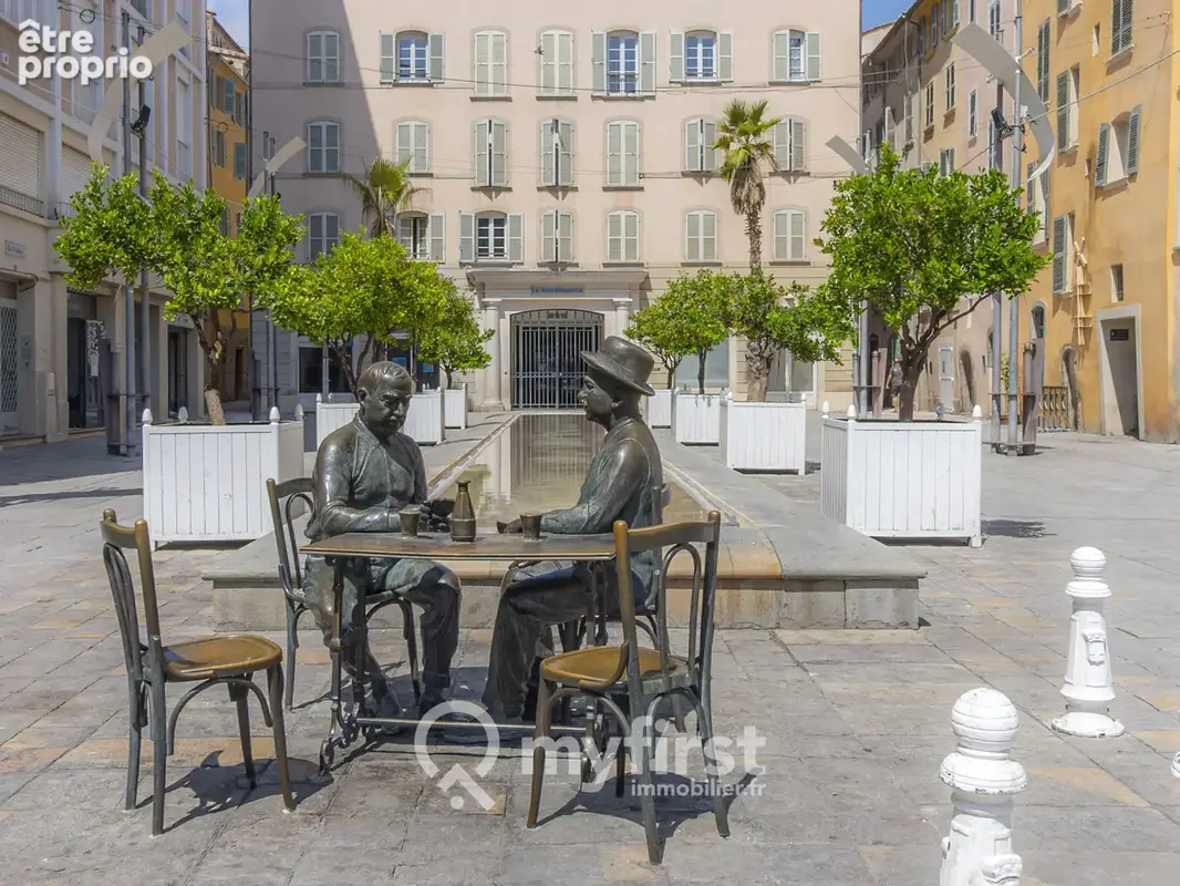Sur le port de Toulon - photo 18
