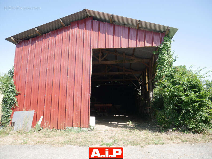 Maison à MONCOUTANT
