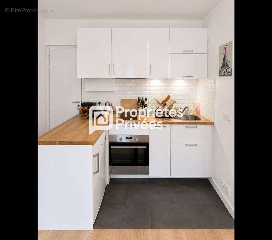 75011 - COUP DE COEUR - Studio rénové + meublé - Quartier Charonne - photo 5