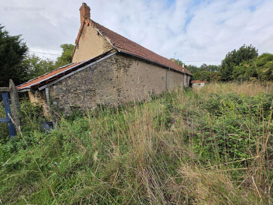 Maison à SAINT-SATURNIN