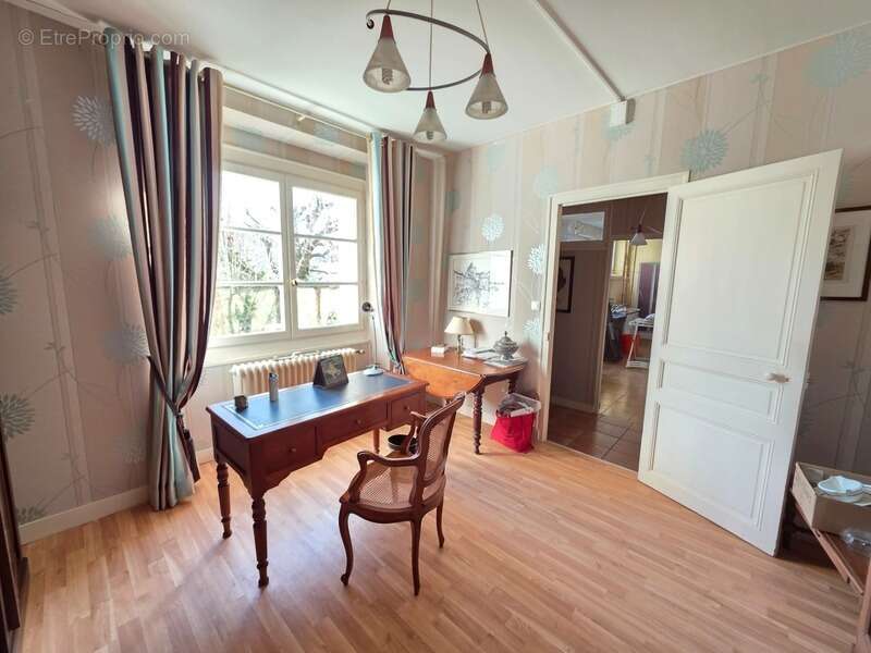 Exclusivite secteur ruchoux belle maison annee 50 sur sous sol complet avec garage et petit jardin - photo 17