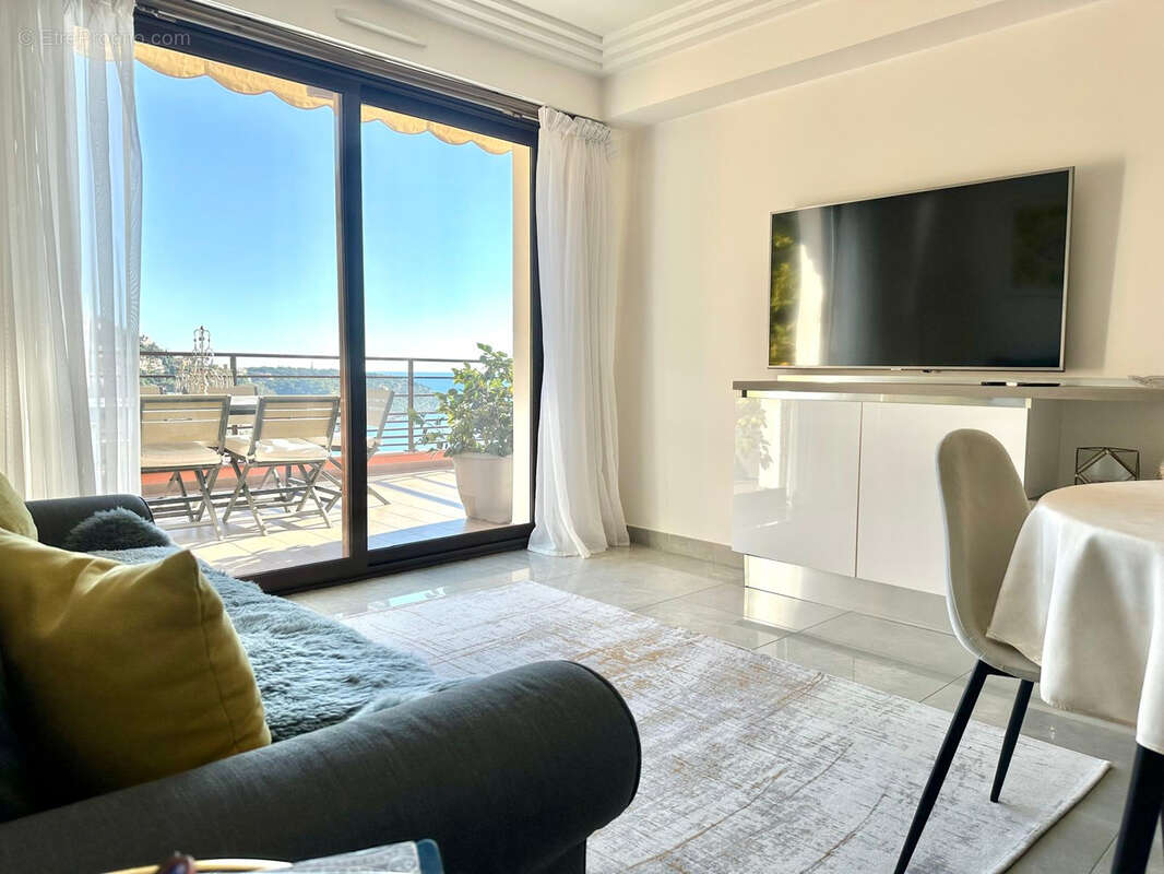 Appartement à ROQUEBRUNE-CAP-MARTIN