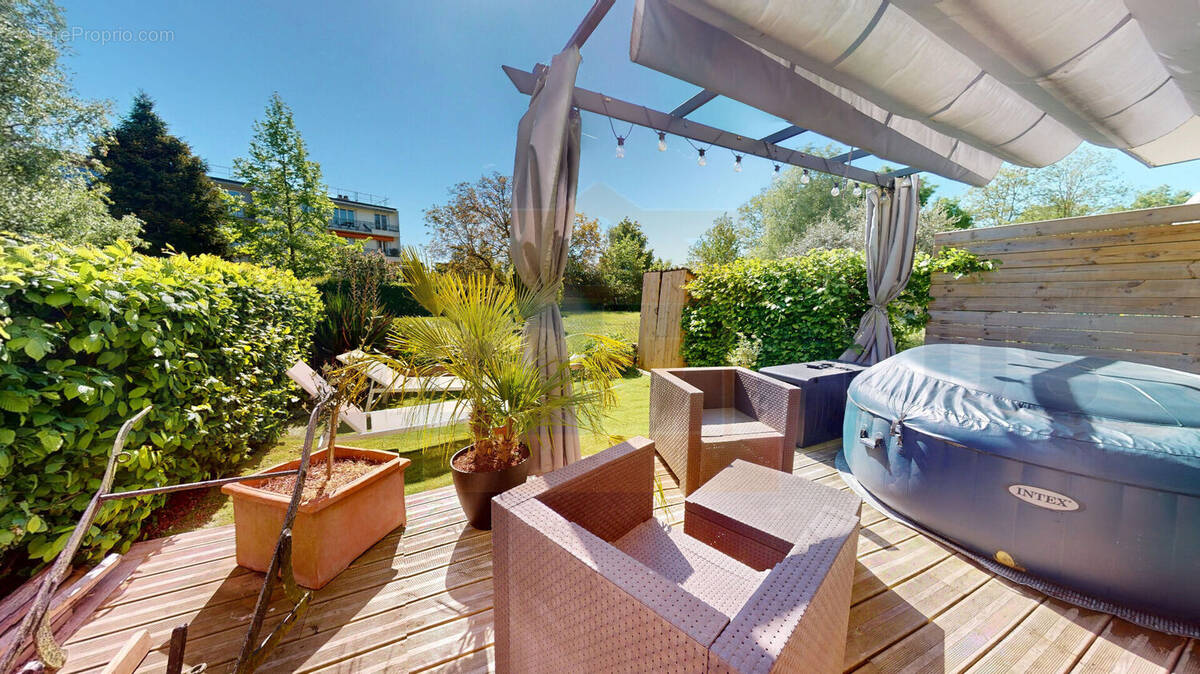 Appartement à BOIS-D'ARCY