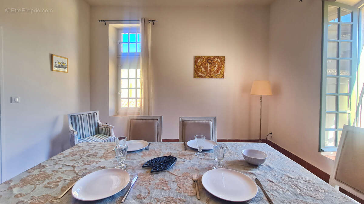 Appartement à UZES