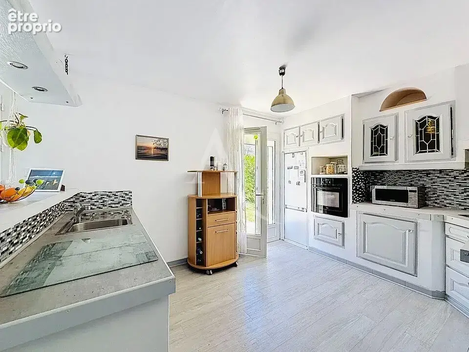 Maison familiale indépendante - 5 chambres - Sous-sol total  - Jardin sans vis-à-vis - photo 8
