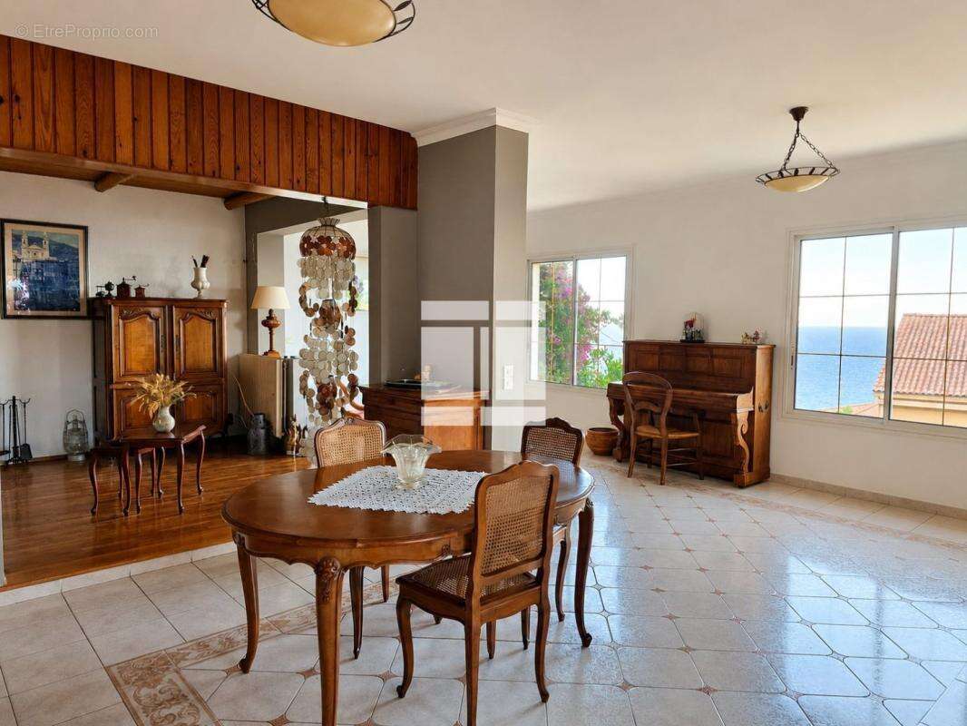 Maison à SAN-MARTINO-DI-LOTA