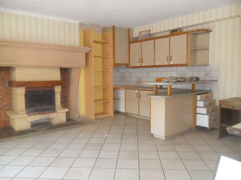 Maison 167 m² à Colombey-Les-Belles  - photo 1