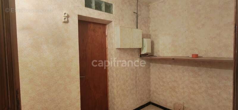 Maison à FONTVIEILLE