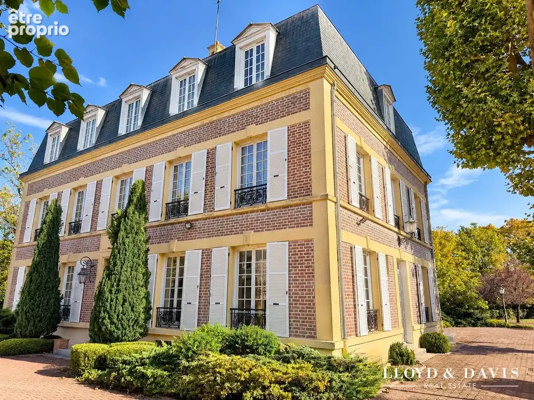 Bien immobilier à vendre à Chantilly (60500) - photo 2