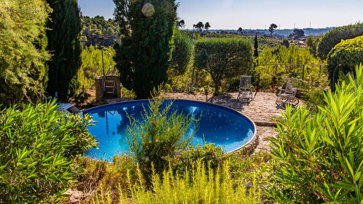 Villa de plain-pied avec piscine   calme absolu   4 faces   Proche Narbonne - photo 3