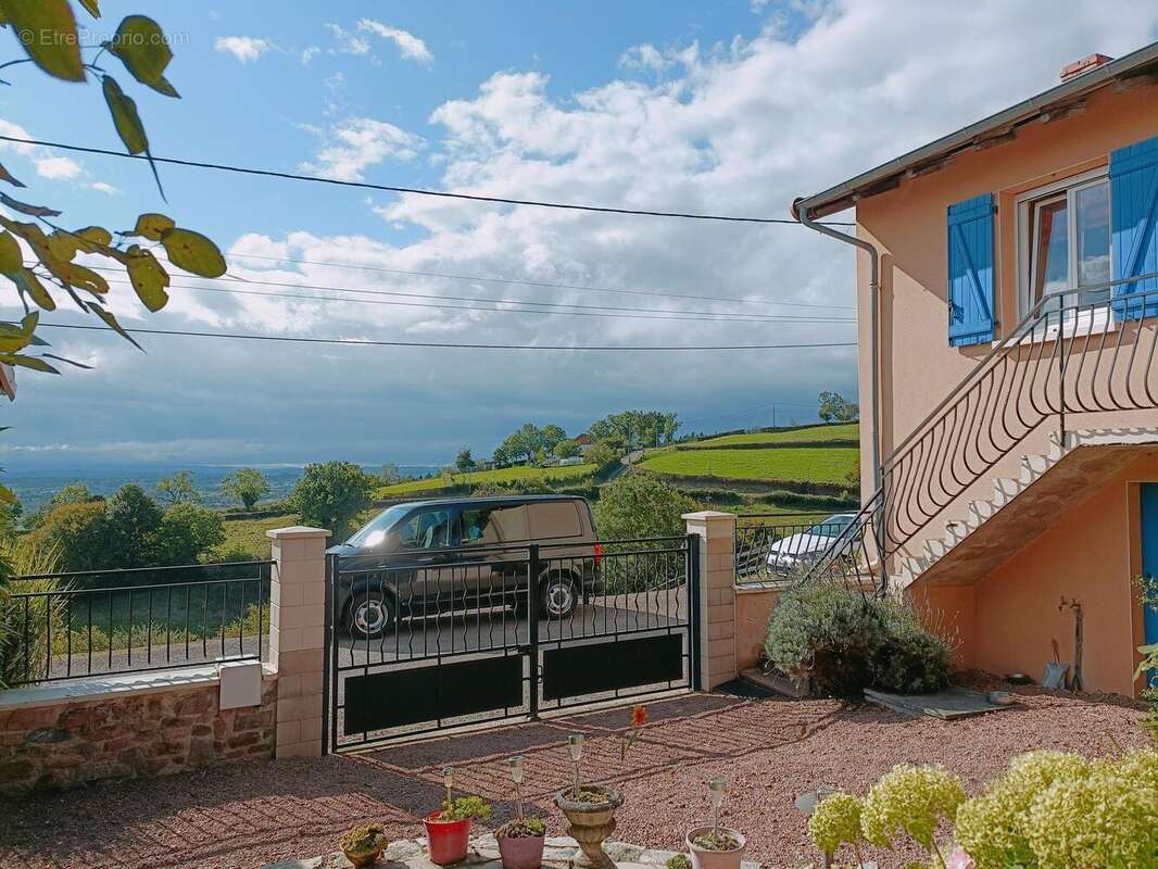 Photo 3 - Maison à CHAUFFAILLES