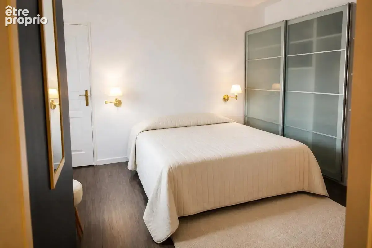 Maison de 7 pièces de 240 m² à Saint-Sauveur-Villages - photo 11