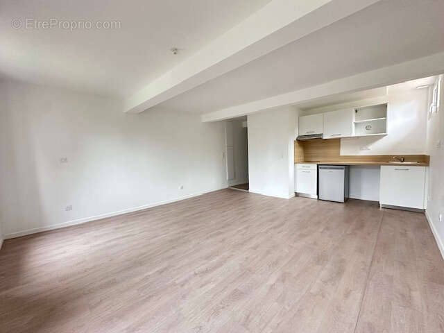 Appartement à DREMIL-LAFAGE