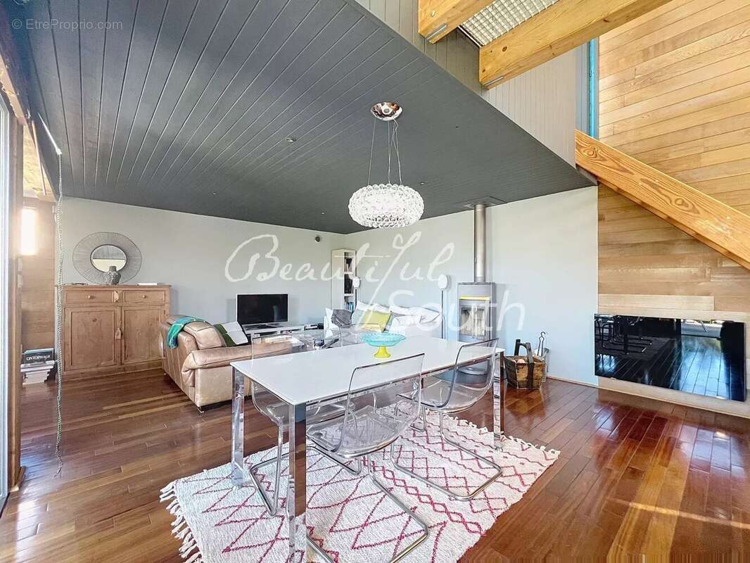 Maison à SAINT-CYPRIEN