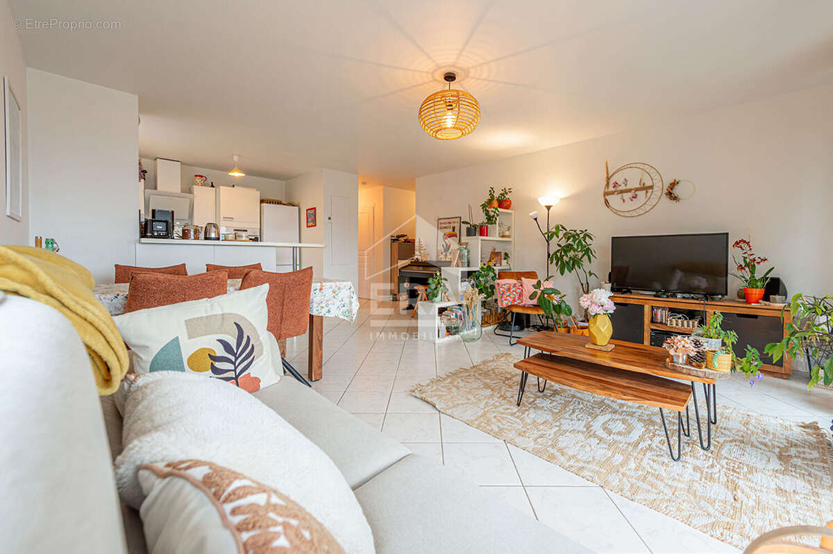 Appartement 65m² à groisy - photo 2