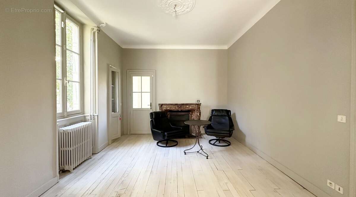 Maison de caractere de type t8 de 290 m2 sur une parcelle de 820 m2 - photo 25