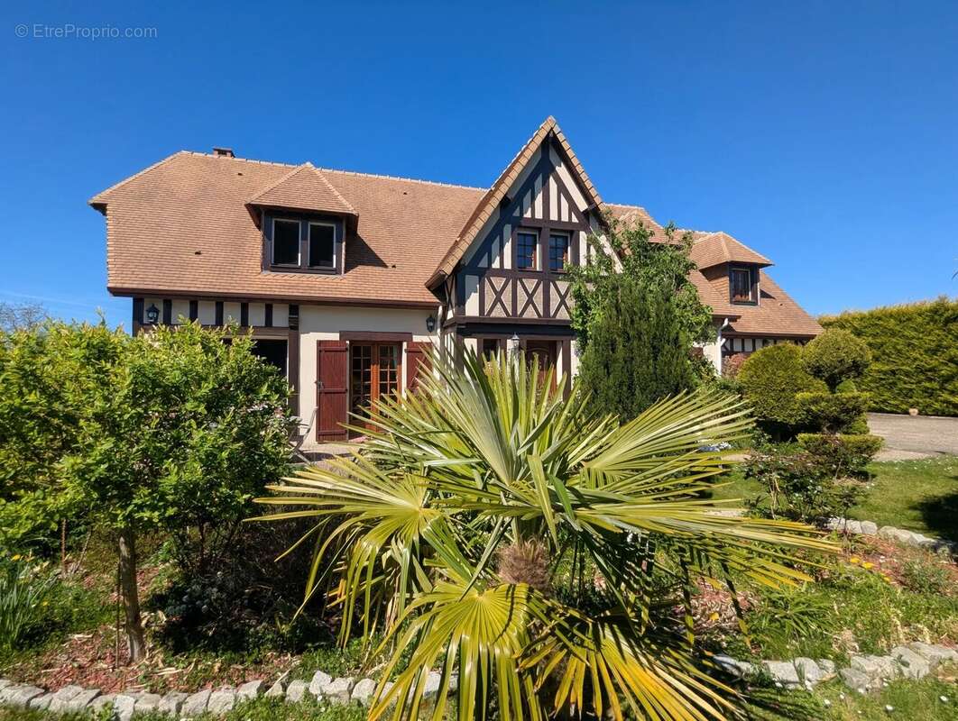 Maison à PACY-SUR-EURE