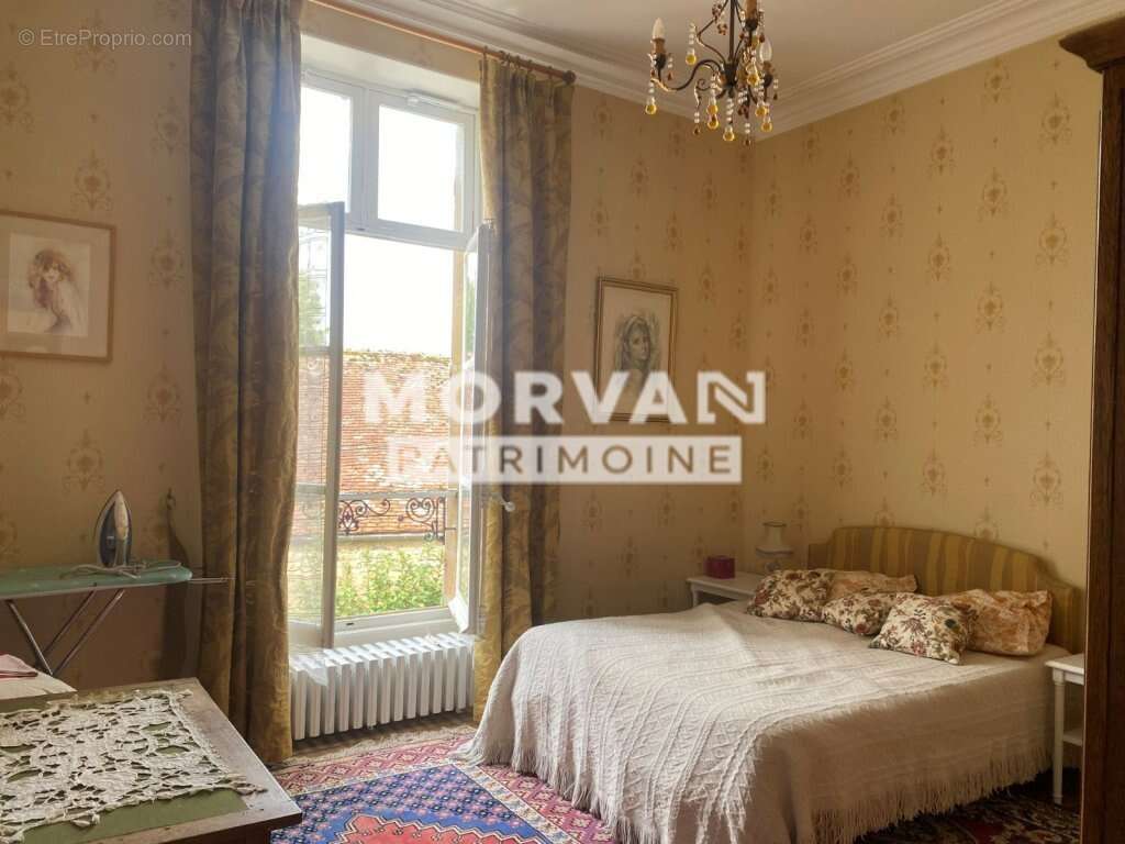 Maison à SAINT-SAULGE