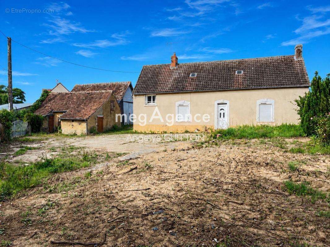 Fermette au bout d'une impasse, 12 minutes du Mans, terrain 3800 m² - photo 3