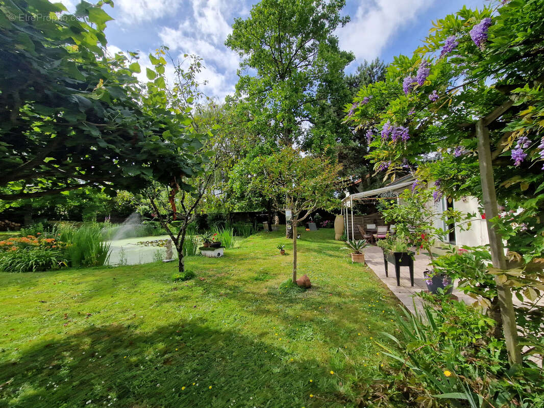 Maison à BASSE-GOULAINE